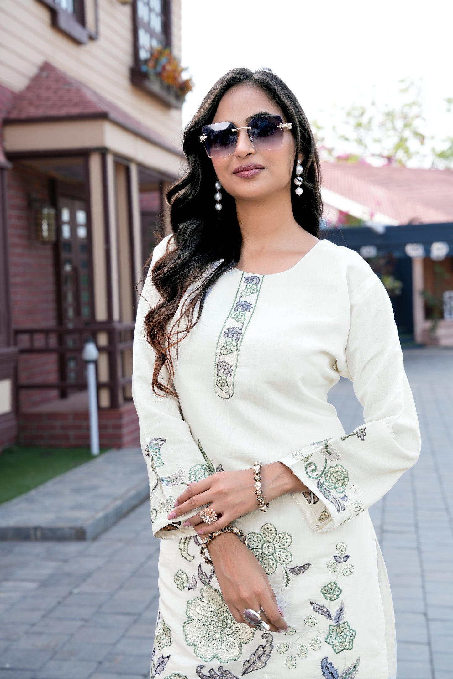Viyanta Snow Blossom Co-Ord Set
