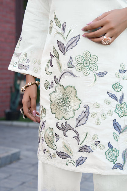 Viyanta Snow Blossom  Co-Ord Set
