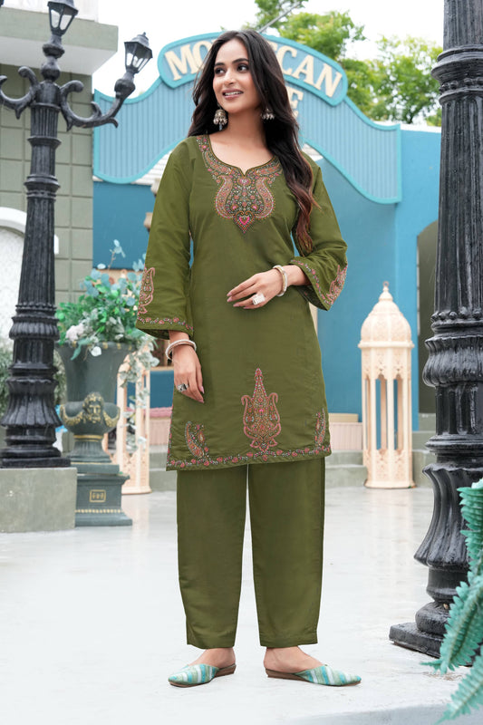 Evergreen Beauty Co-Ord Set