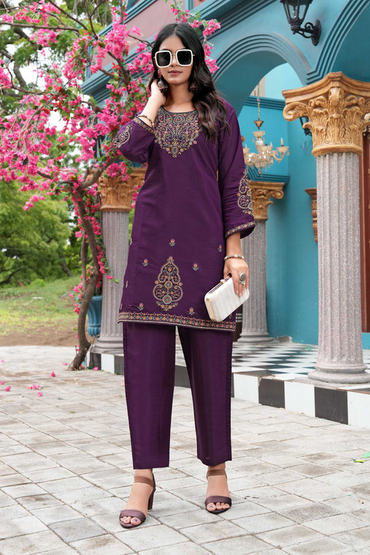 Royal Grape Glam